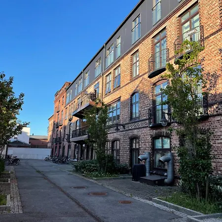 Apartment Near And Life *