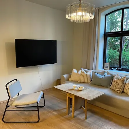Near And Life Apartment